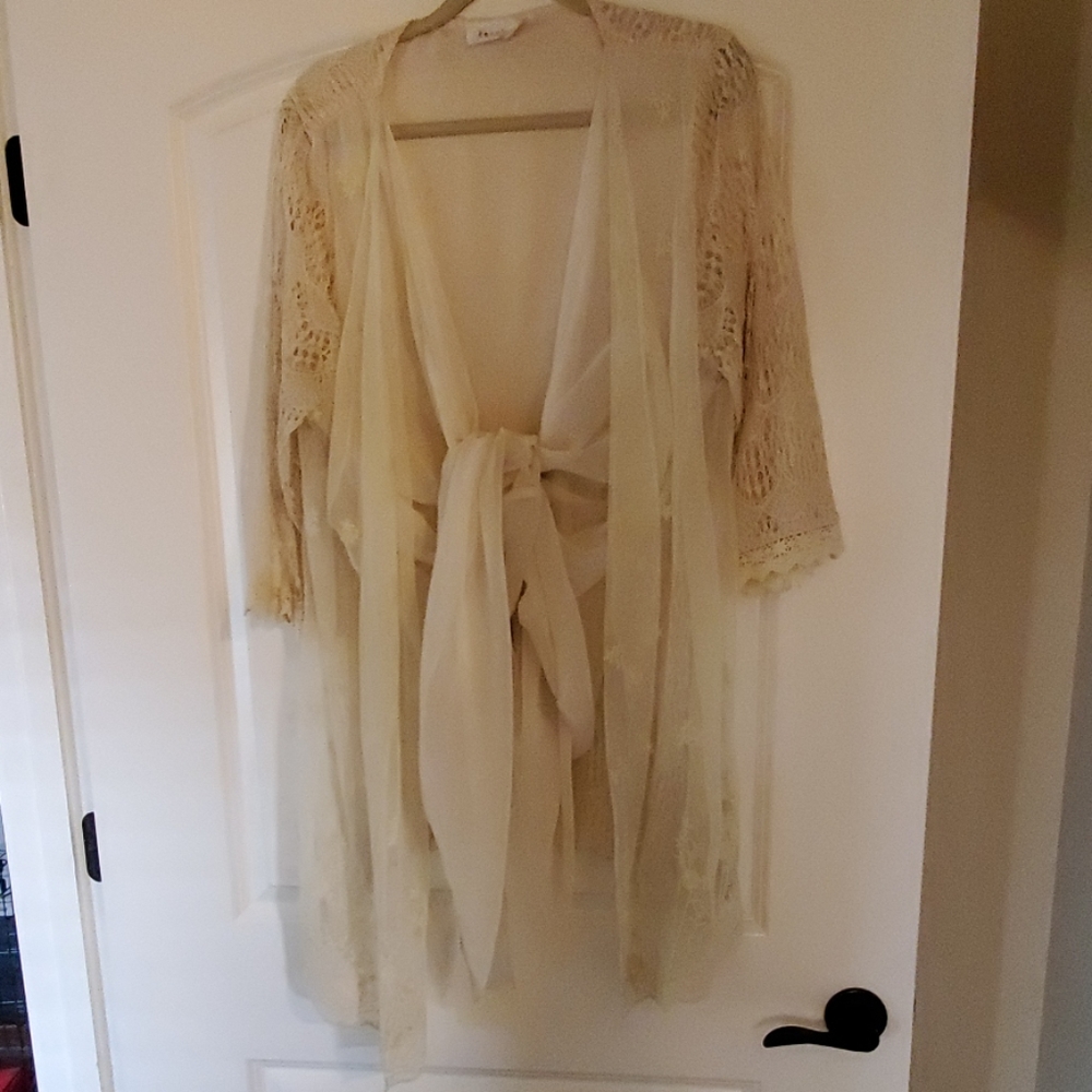 Lace/Embroidered Jacket - Picture 6 of 6